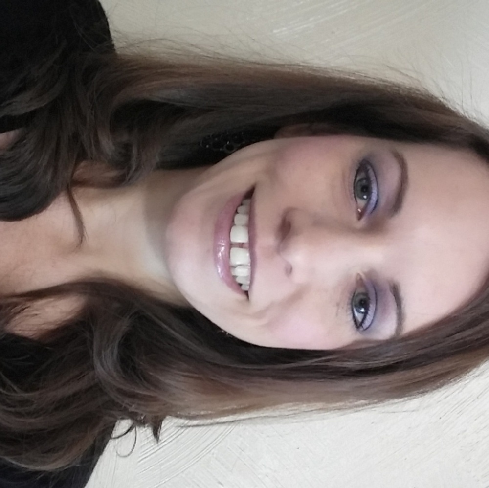 Meet your Posher, Jenn